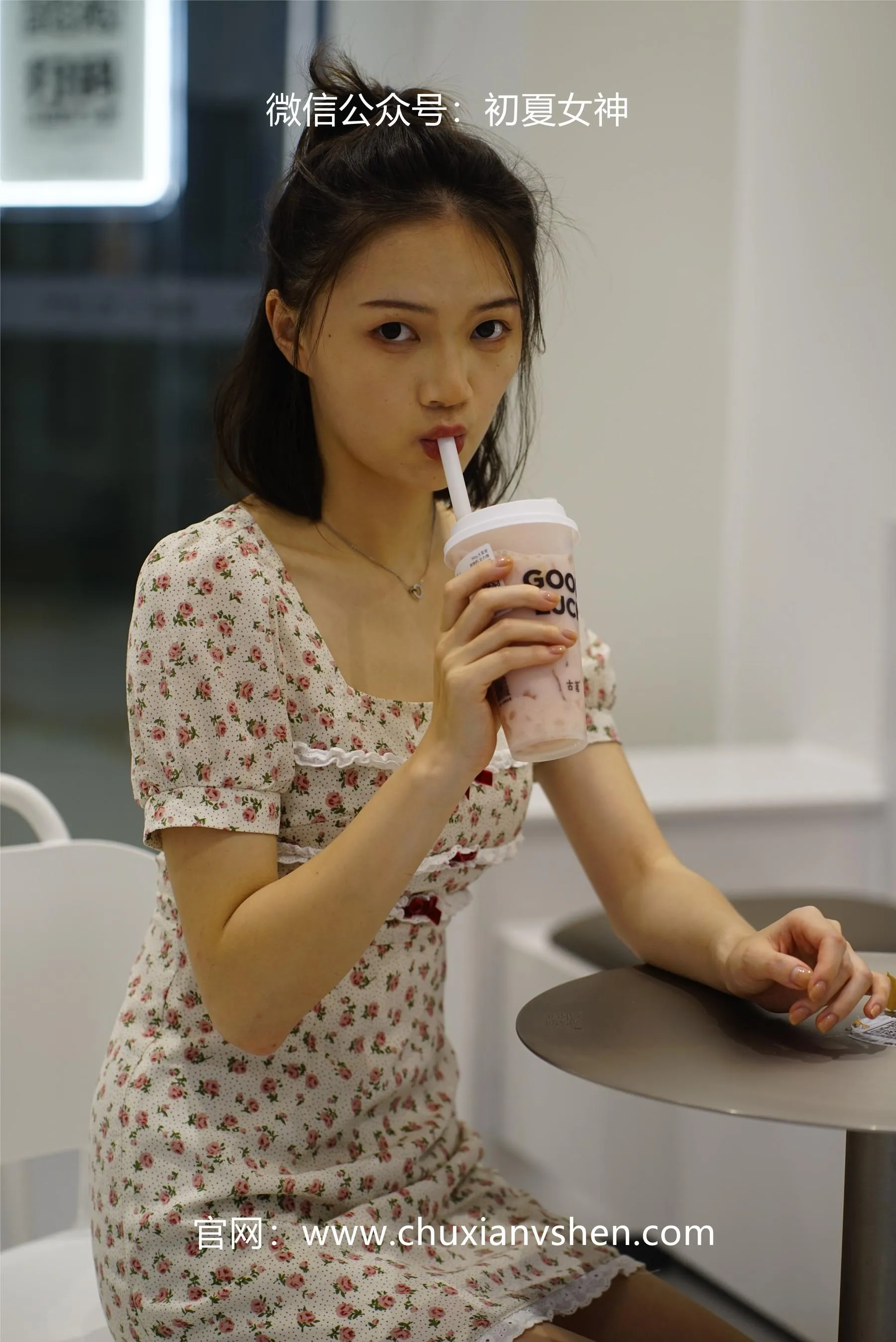 初夏女神 NO.043 大发 碎花小裙 [136P]插图8